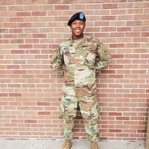 Meet your Posher, Sinclair